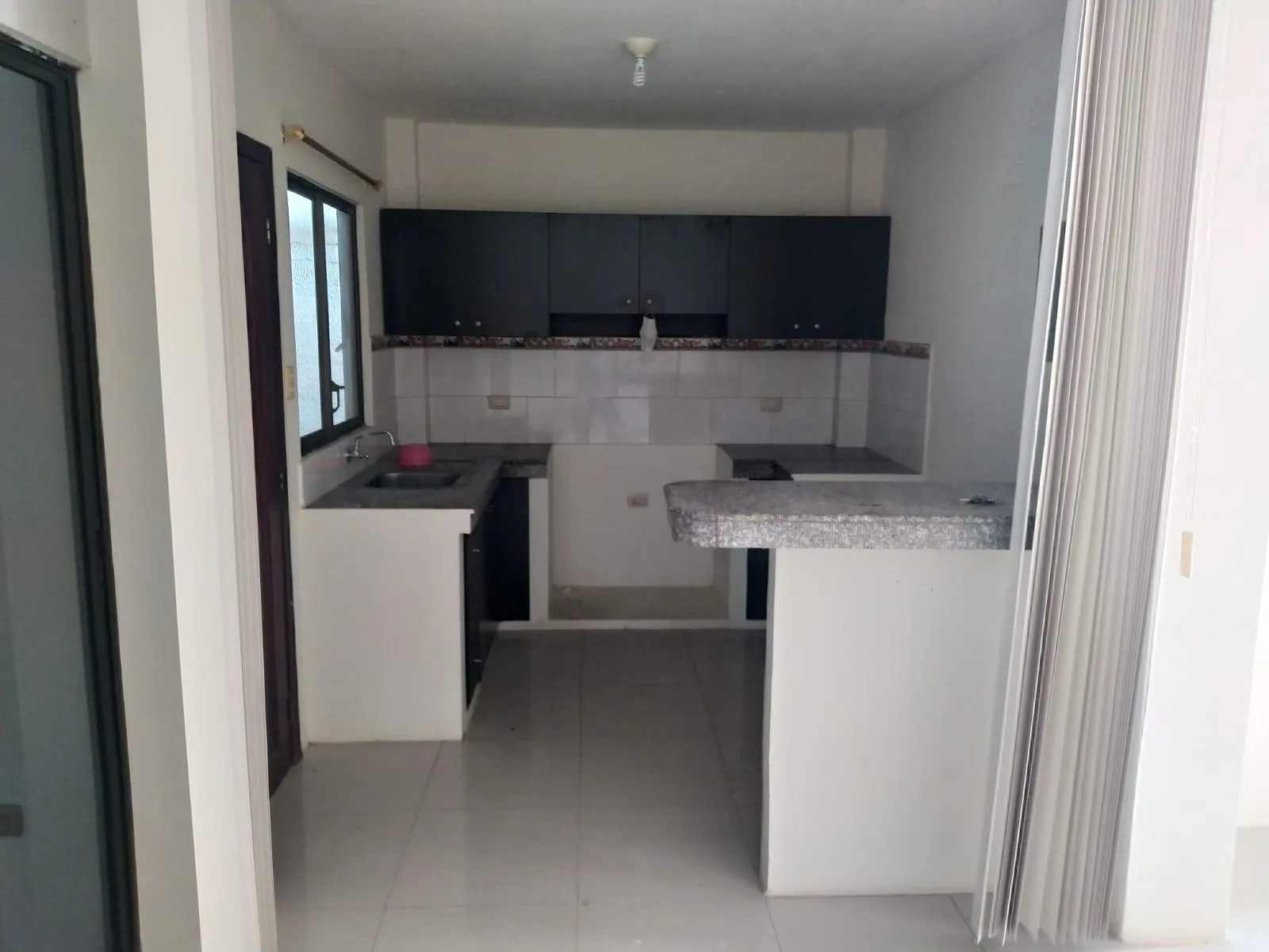 Casa en Venta en Urb. Puerto Luz, Manta VanC