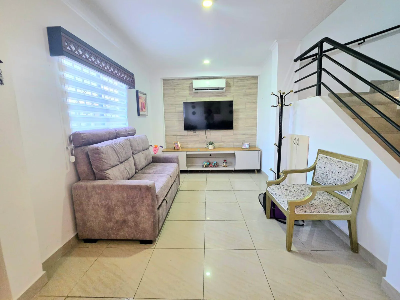 Se vende Casa en Urb. Milann, Via Salitre, AnaA