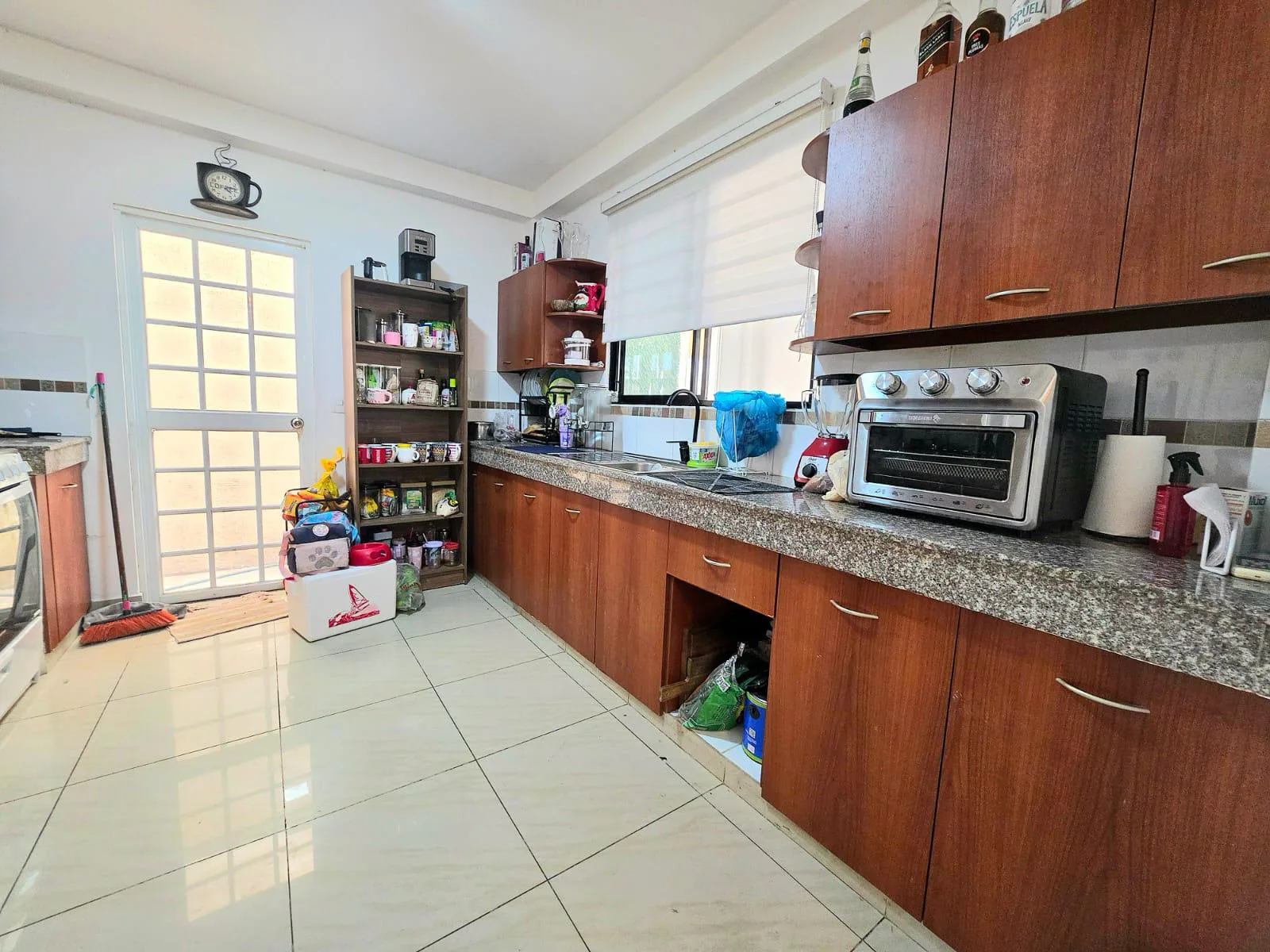Se vende Casa en Urb. Milann, Via Salitre, AnaA