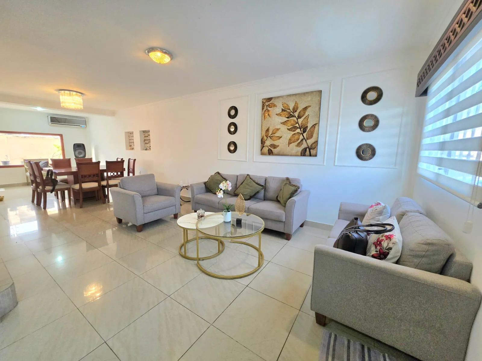 Se vende Casa en Urb. Milann, Via Salitre, AnaA