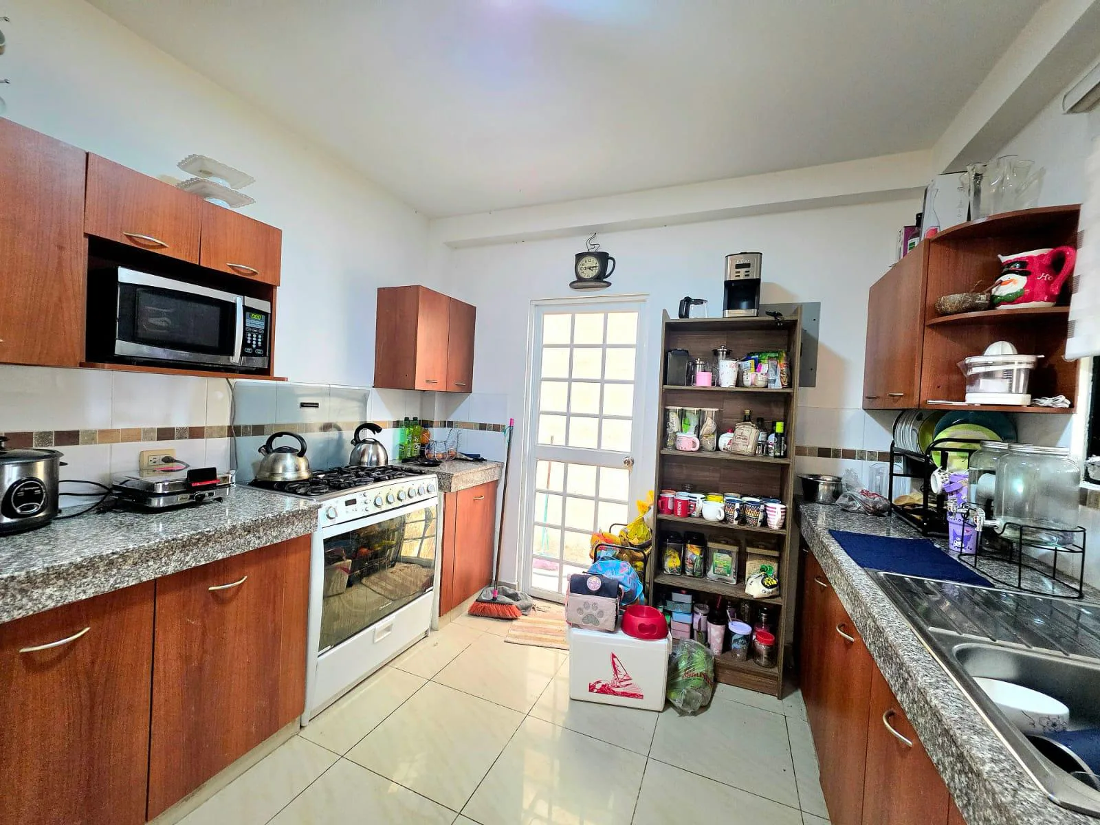 Se vende Casa en Urb. Milann, Via Salitre, AnaA