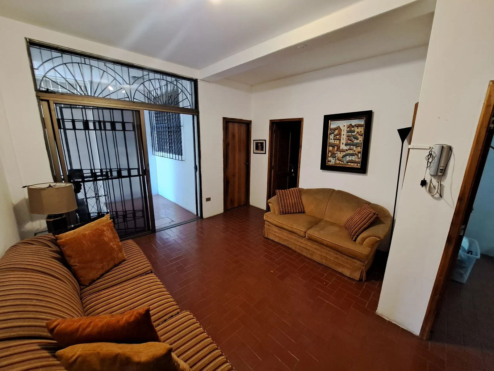 Casa en venta en Lomas de Urdesa AleR