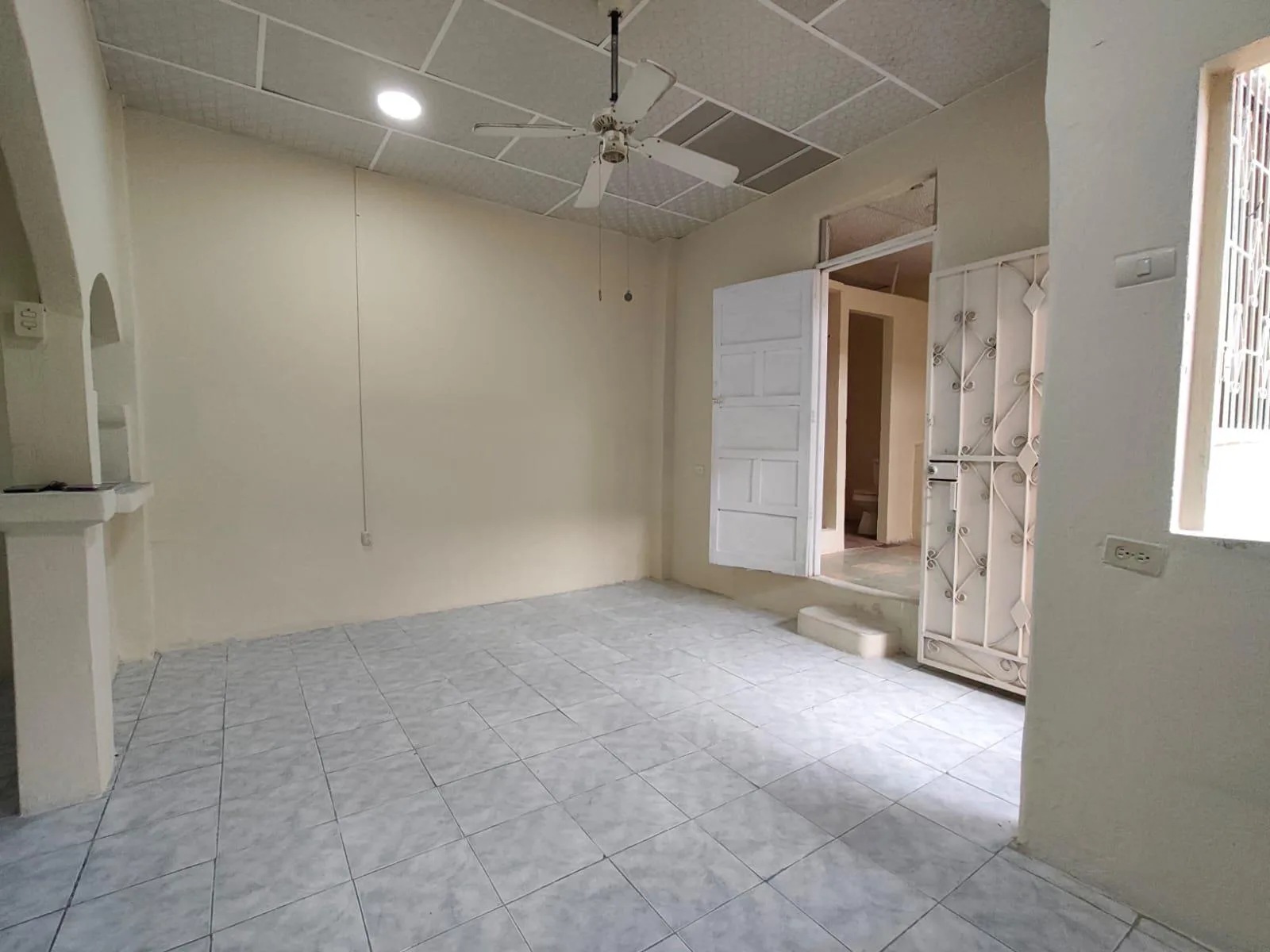 Casa en Venta, Guasmo Central, XimO