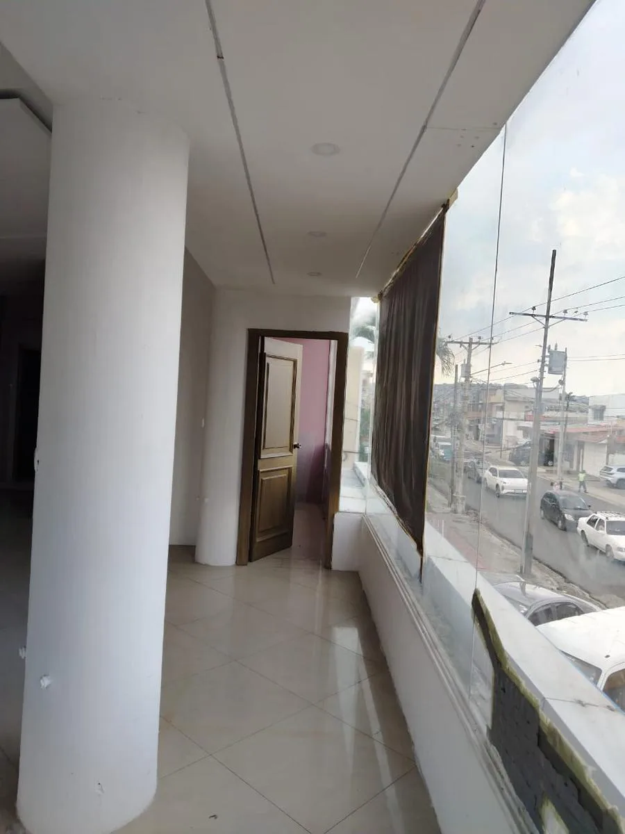 Local Comercial Planta Alta en alquiler, Urdesa central, MarVL