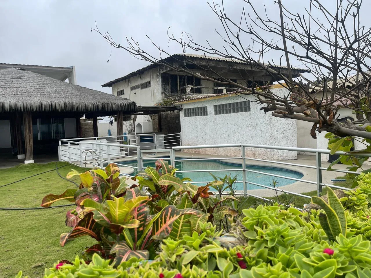 Terreno con casa en Venta, Punta Carnero , Salinas VanC