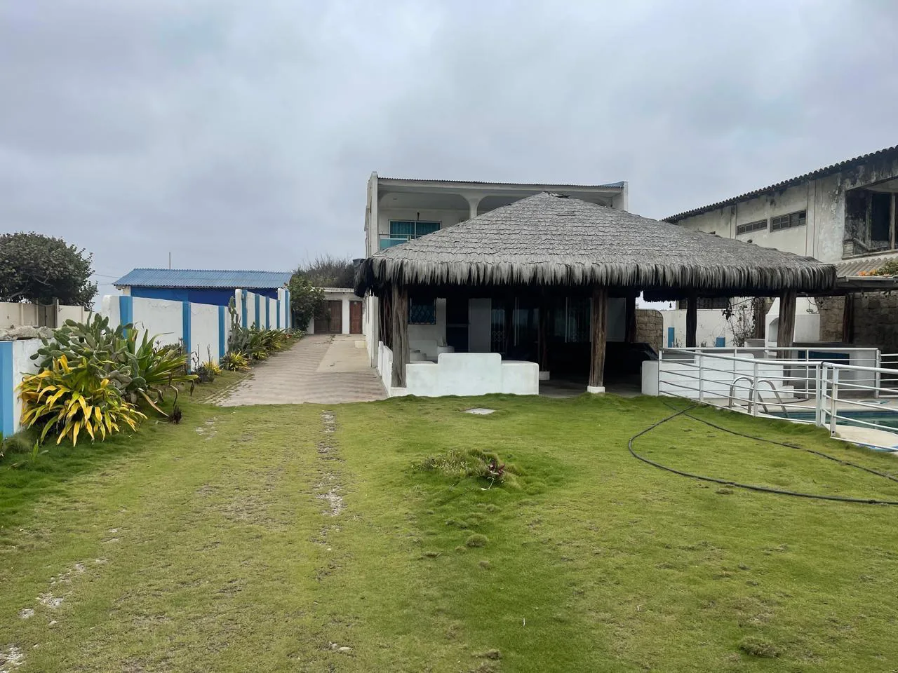 Terreno con casa en Venta, Punta Carnero , Salinas VanC