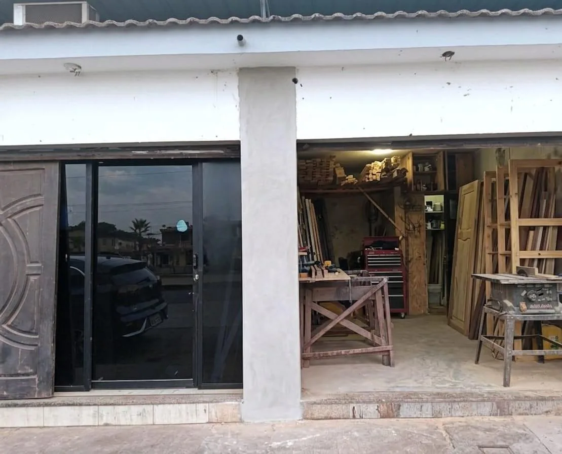 Casa en Venta Samanes. Av. Francisco de Orellana. VyJa