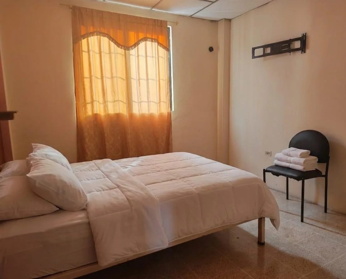 Casa en Venta Samanes. Av. Francisco de Orellana. VyJa