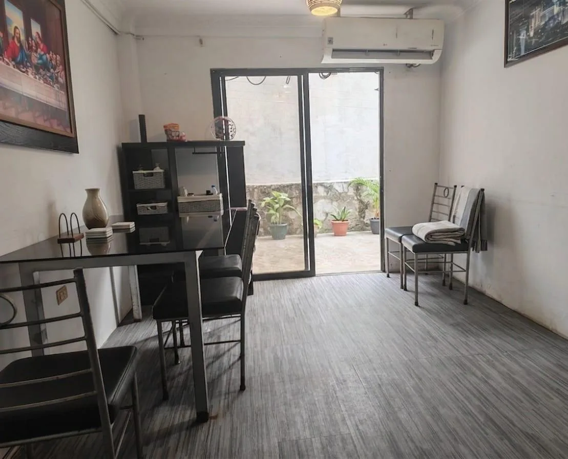 Casa en Venta Samanes. Av. Francisco de Orellana. VyJa