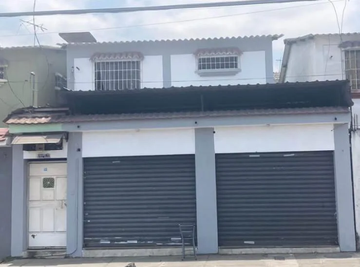 Casa en Venta Samanes. Av. Francisco de Orellana. VyJa
