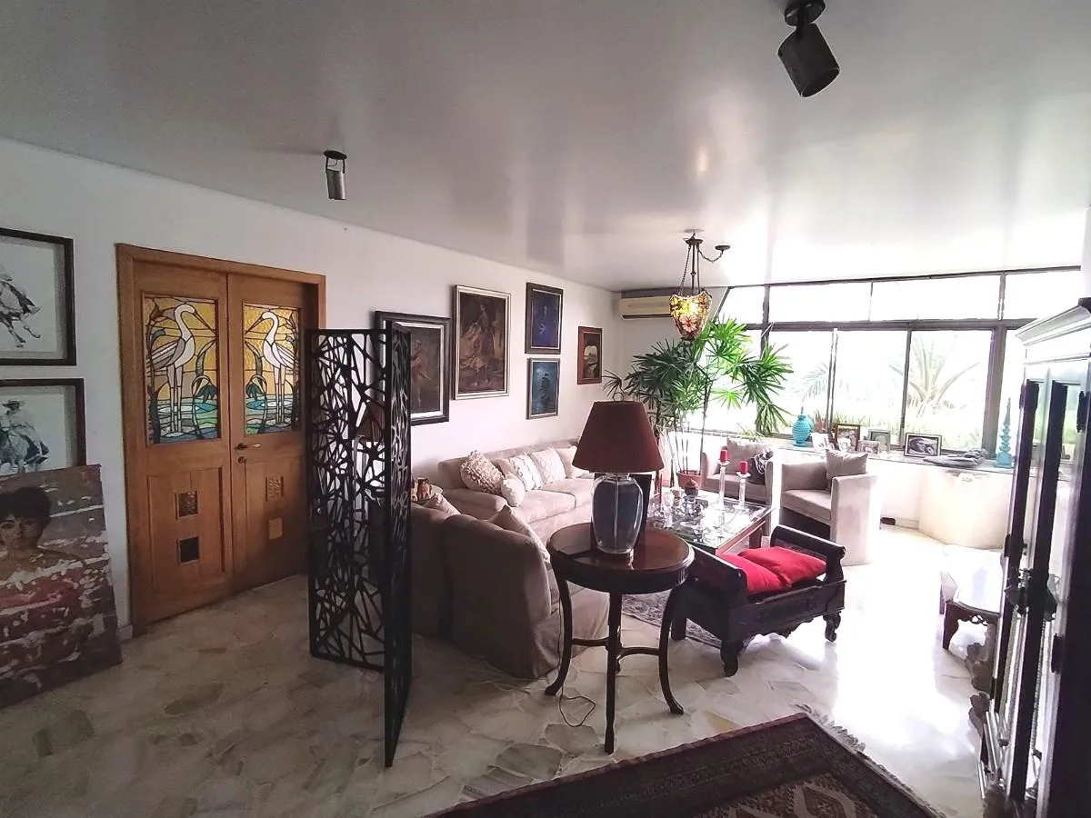 Departamento en Venta en Lomas de Urdesa Planta baja, EstF