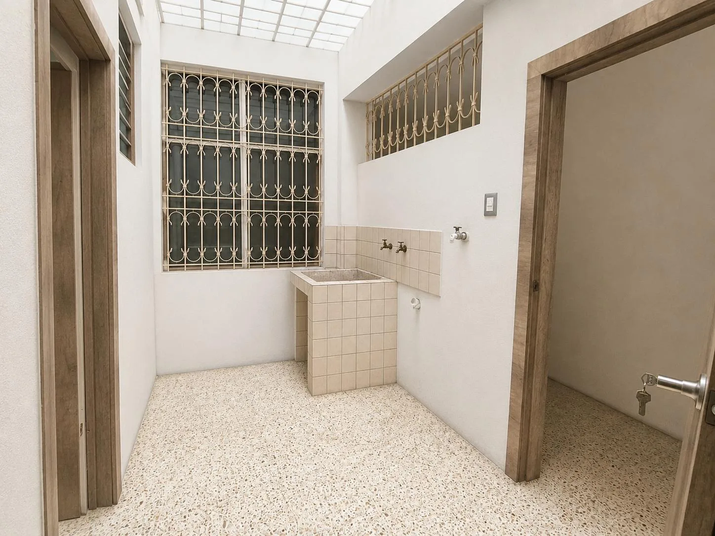 Venta de Edificio Comercial, Centro de Guayaquil, KarR