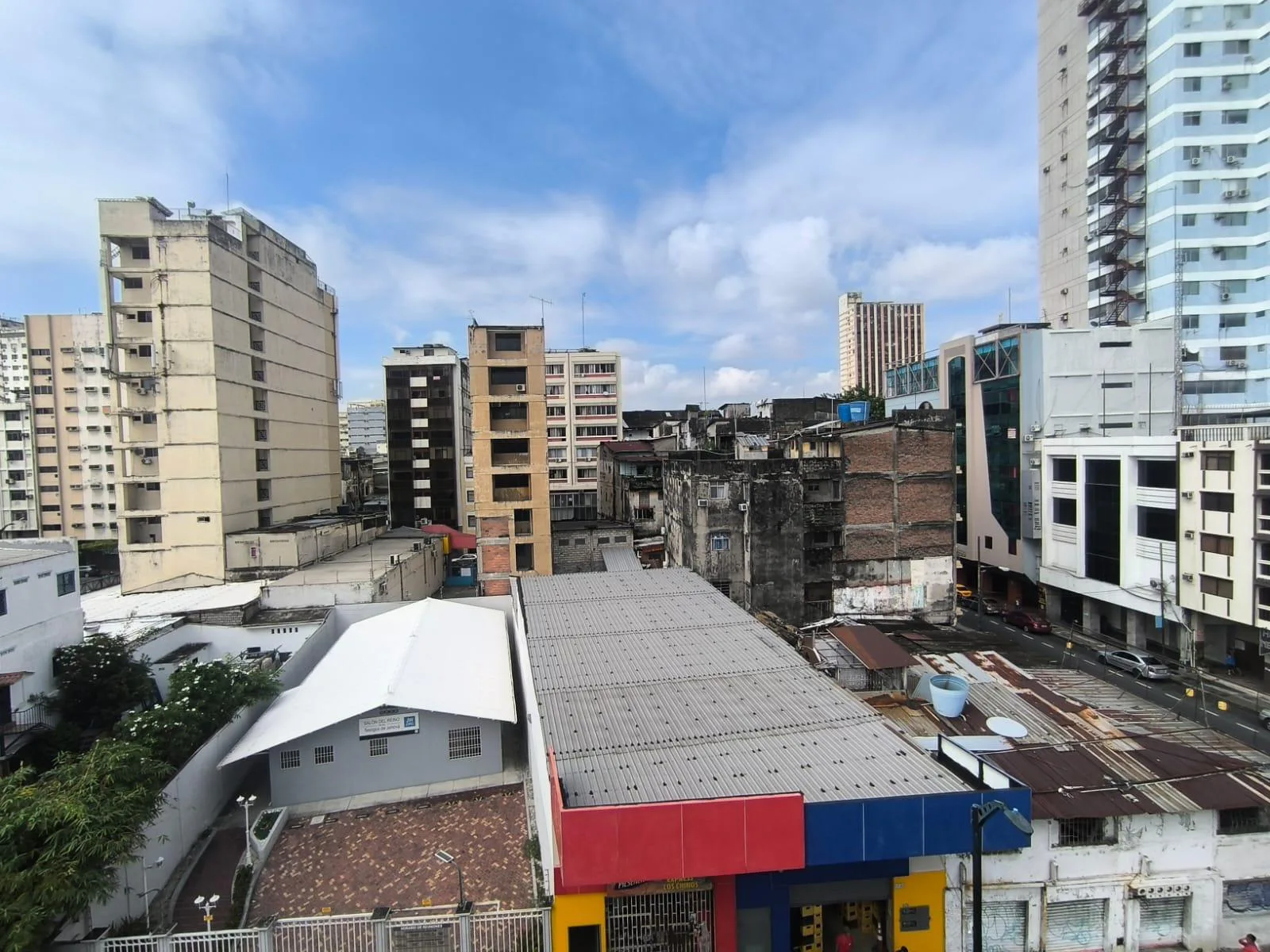 Venta de Edificio Comercial, Centro de Guayaquil, KarR