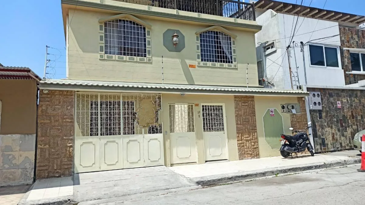 Suite Amoblada en Alquiler, Bellavista Baja, GinS