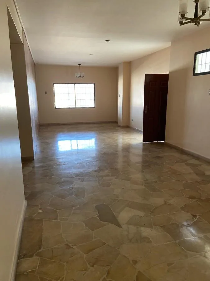 Venta de Casa rentera con uso comercial Bellavista VanRo