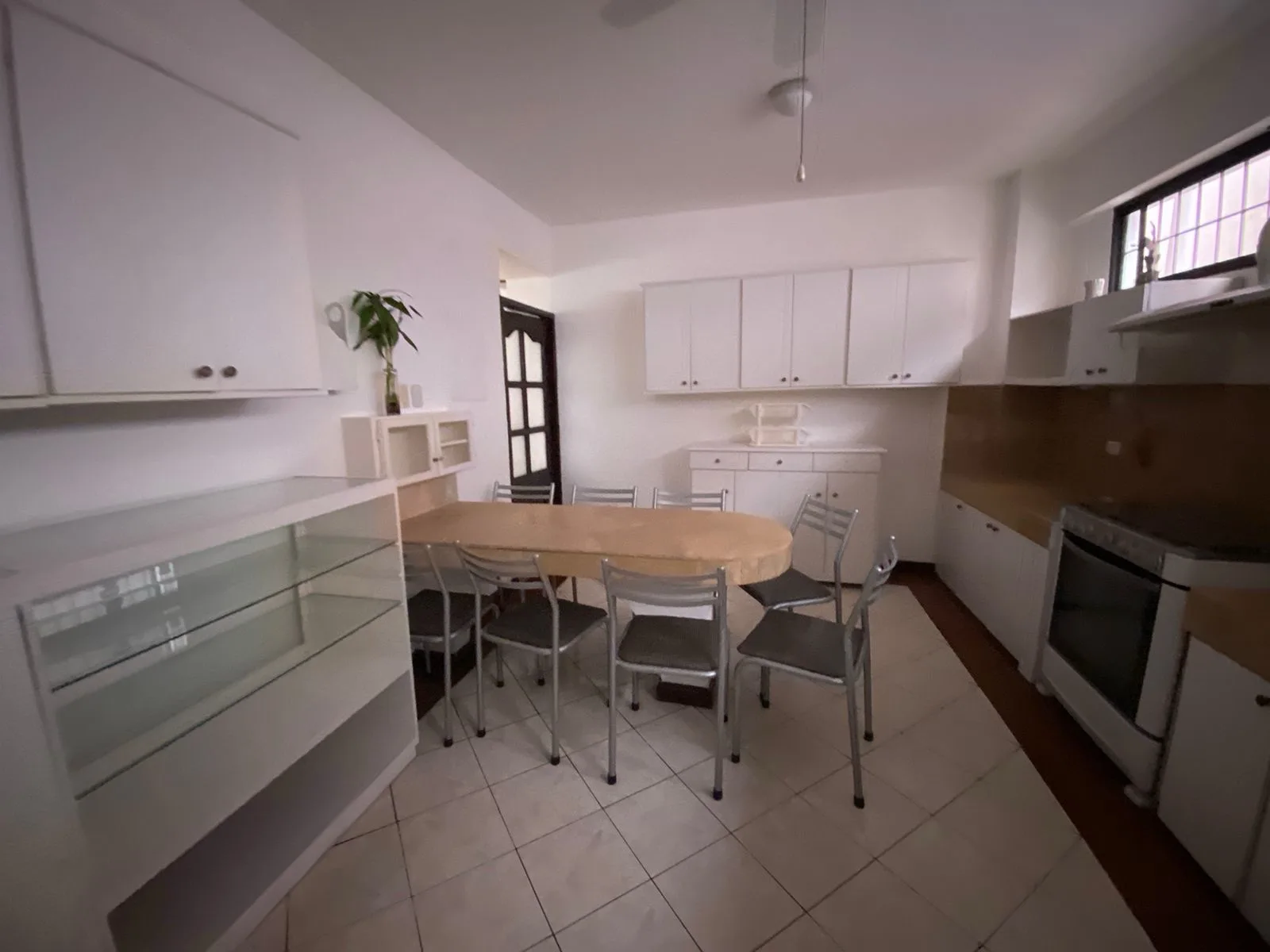 Venta de Casa rentera con uso comercial Bellavista VanRo