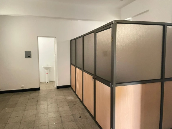 Se alquila oficina a una cuadra del Municipio de Guayaquil, JosS