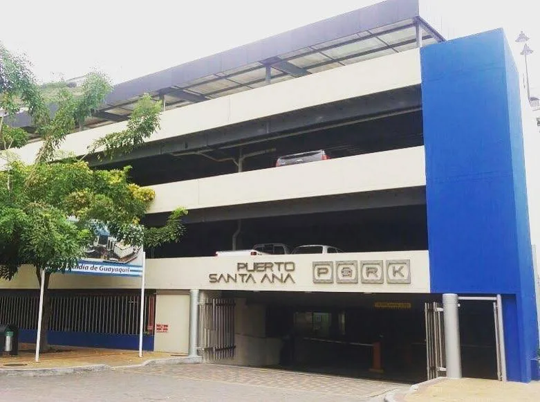 Parqueadero en venta en Puerto Santa Ana JesC