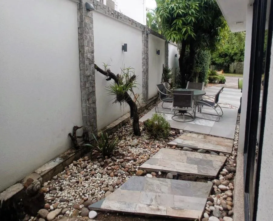 Venta Casa en Samborondón km 9. Sector Batan AndS
