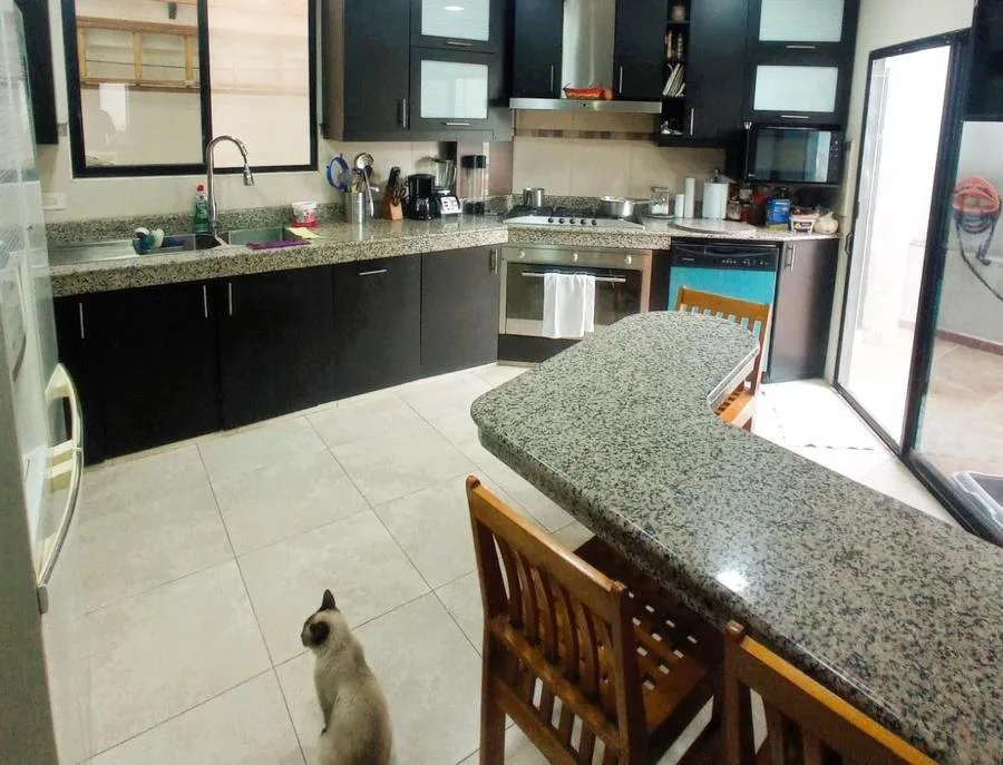 Venta Casa en Samborondón km 9. Sector Batan AndS