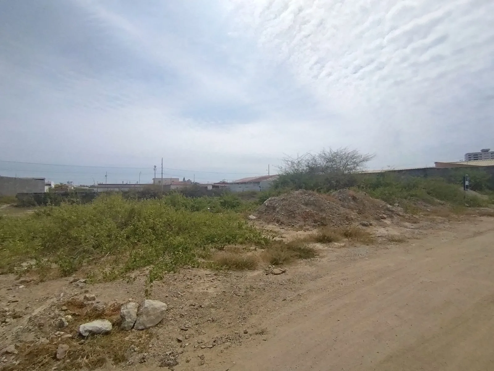 Terreno en venta en costa de oro Salinas EstF