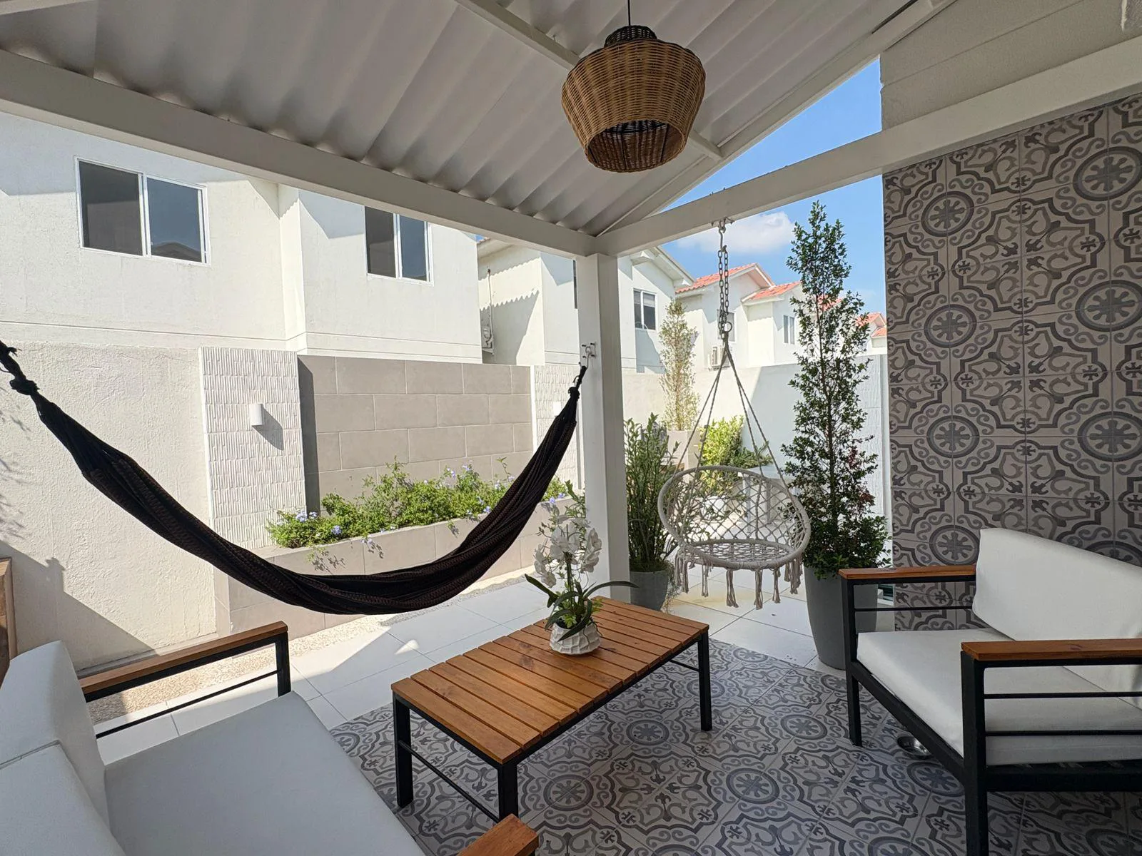 Casa Amoblada en Alquiler, Urbanizacion Casa Laguna, IngG