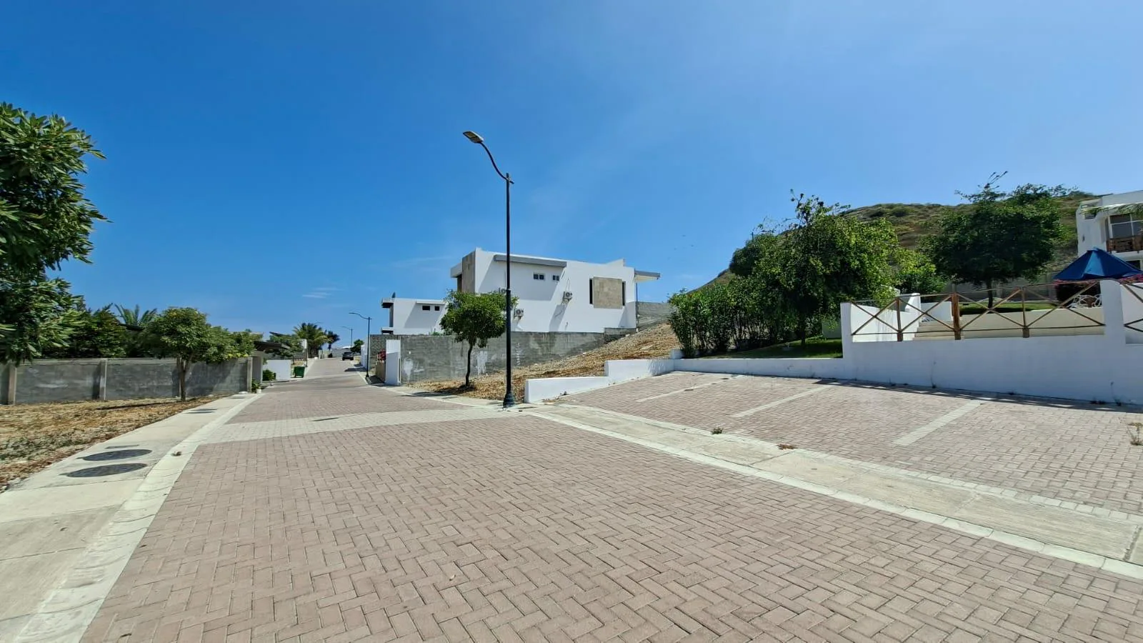 Terreno en venta en Urb Vistalmar, Punta carnero, CyP