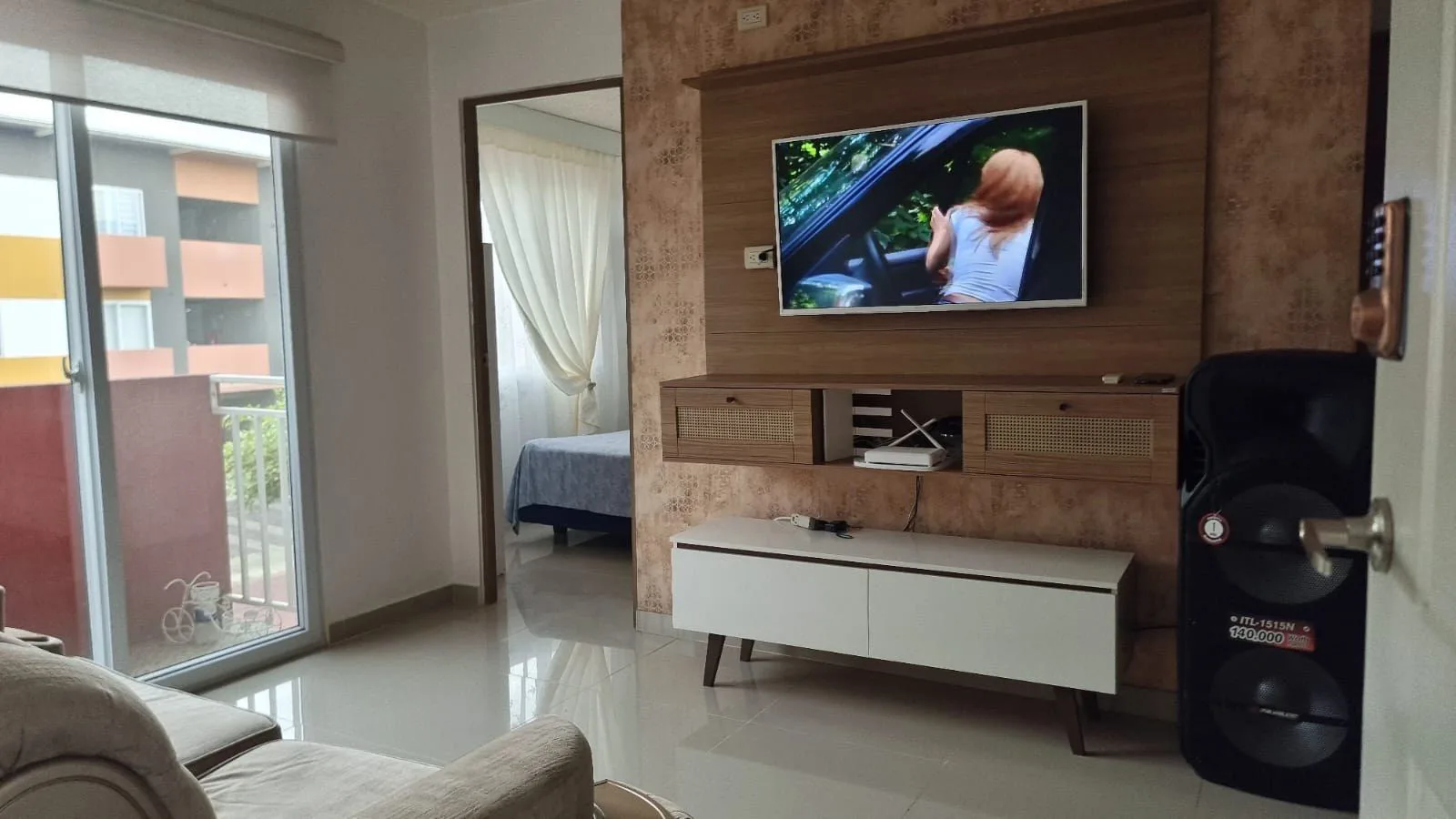 Alquilo departamento en Villas del rey Etapa Harry IngS