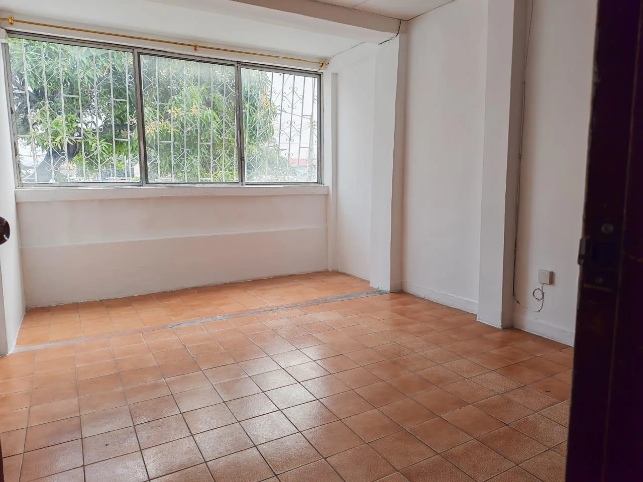 Departamento en alquiler en los Sauces EleS