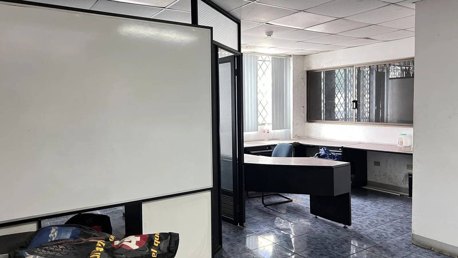 Local Comercial en Alquiler 6 de Marzo y Cañar Esq SanS