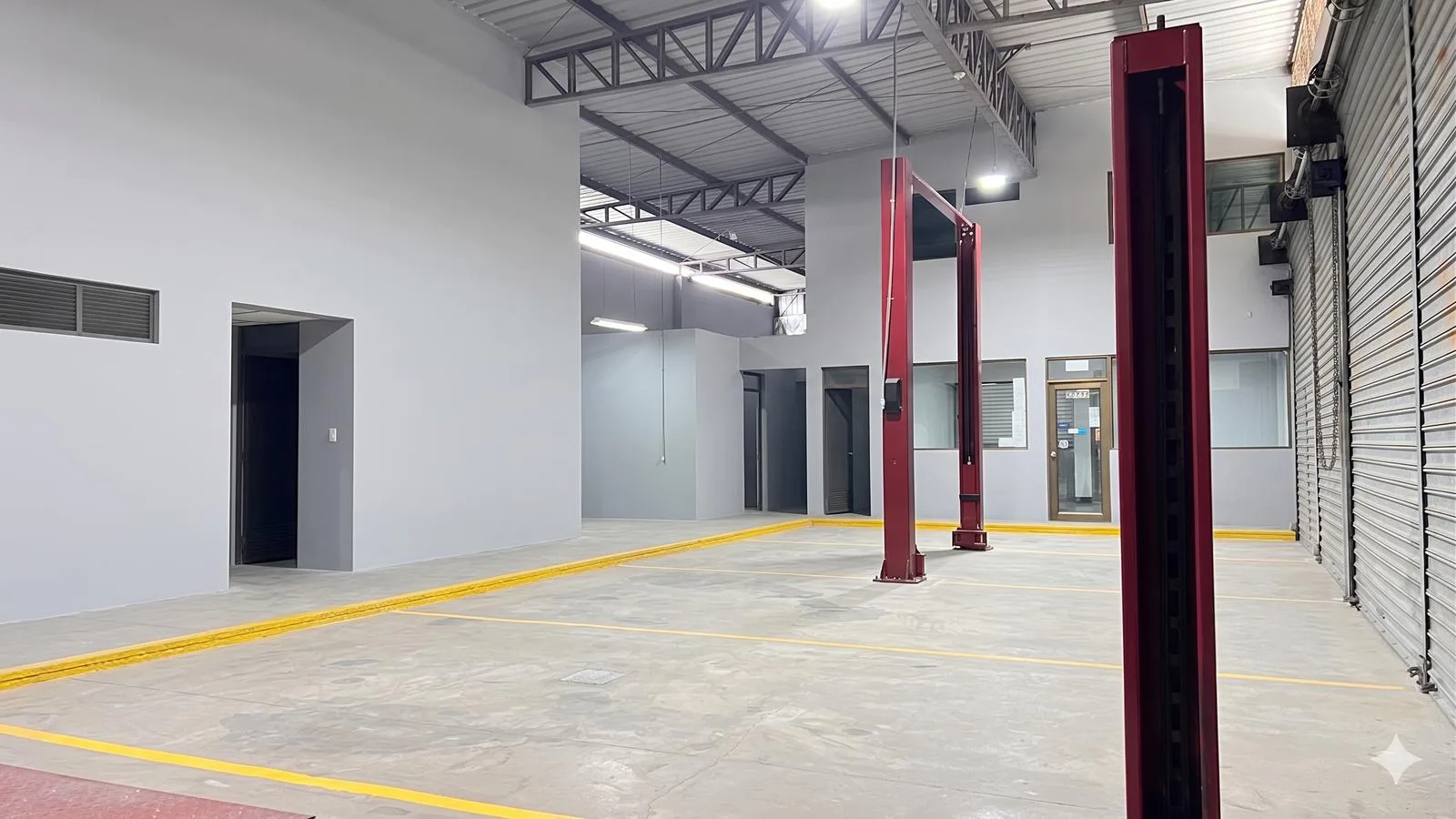 Local Comercial en Alquiler 6 de Marzo y Cañar Esq SanS