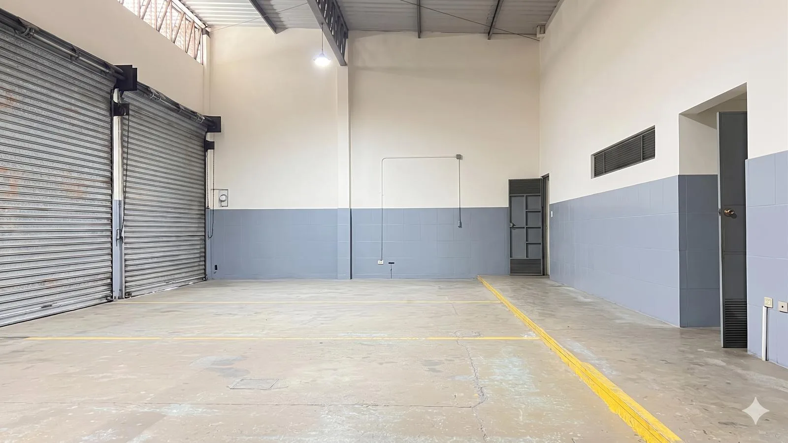 Local Comercial en Alquiler 6 de Marzo y Cañar Esq SanS