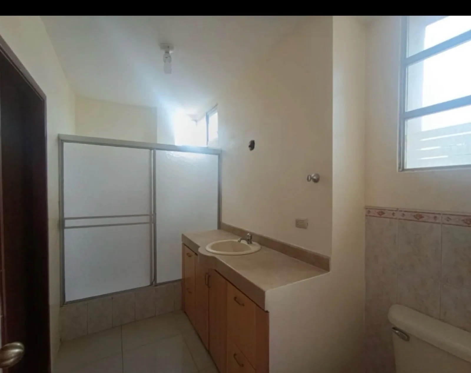 Casa en venta en Vía a la Costa GabR