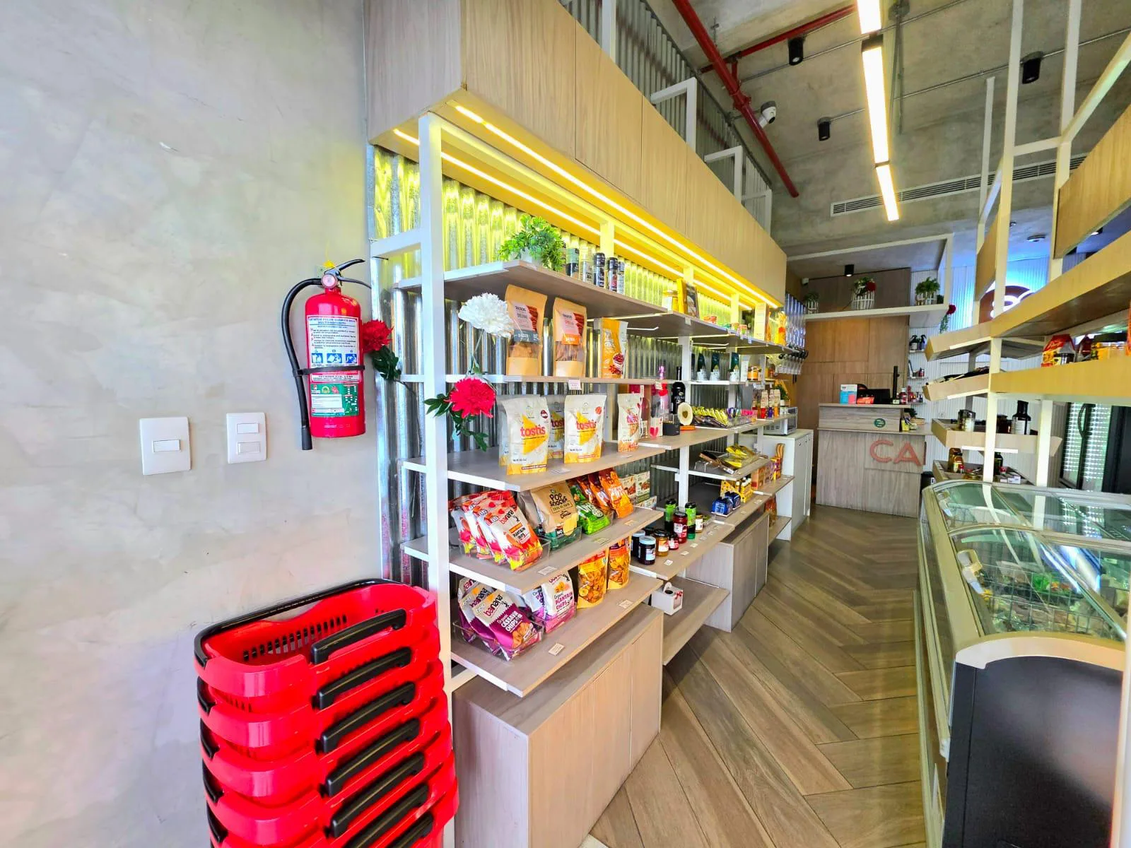 Se alquila local comercial en Plaza Vizcaya 1, AnaA