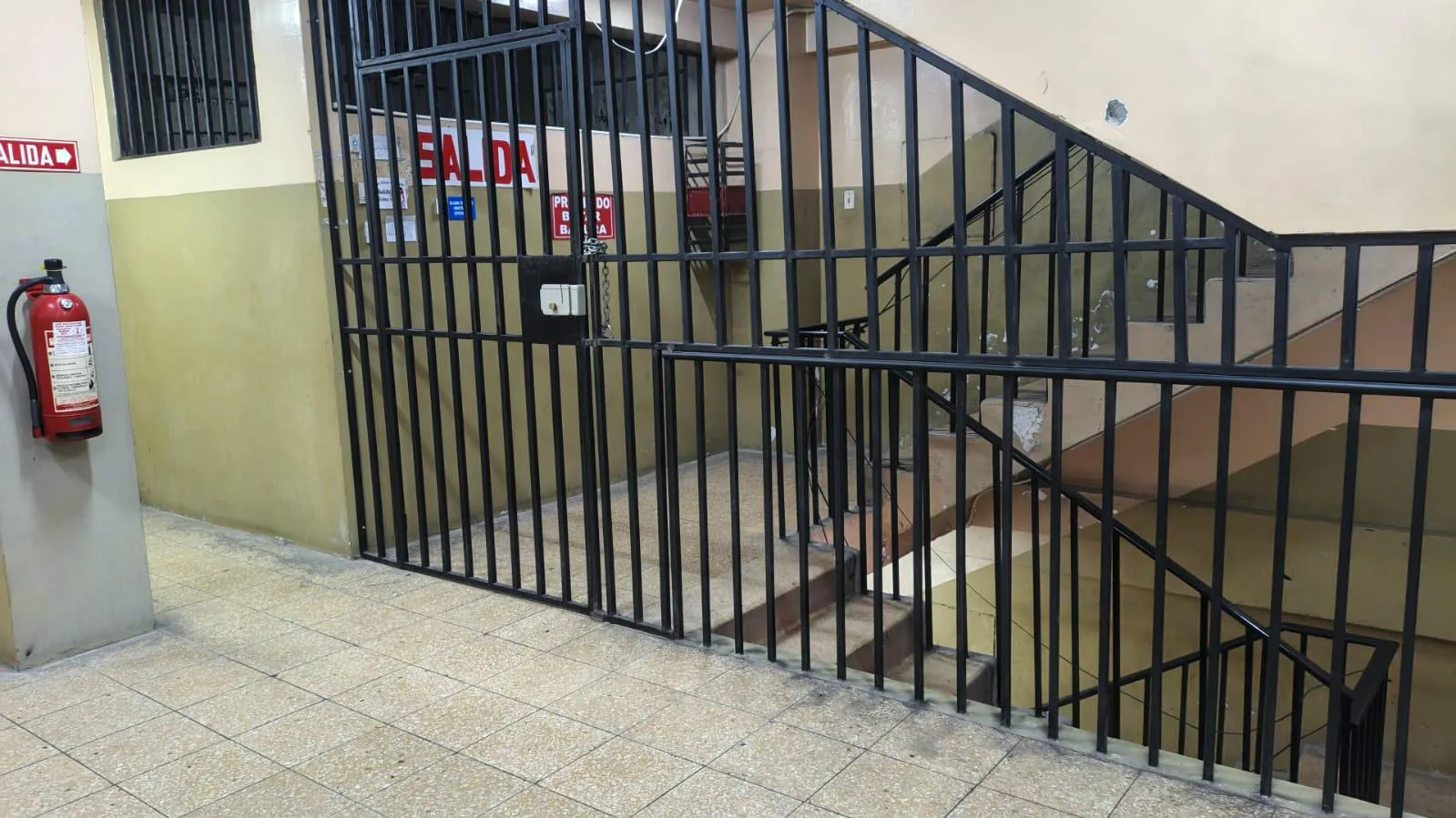 Edificio con Oficinas y Departamentos en Alquiler, P.P. Gómez y L. de Garaycoa, EliC