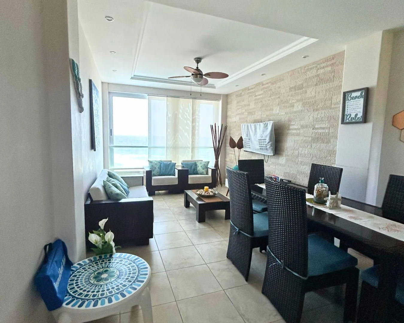 Departamento amoblado en venta Punta Carnero WYR