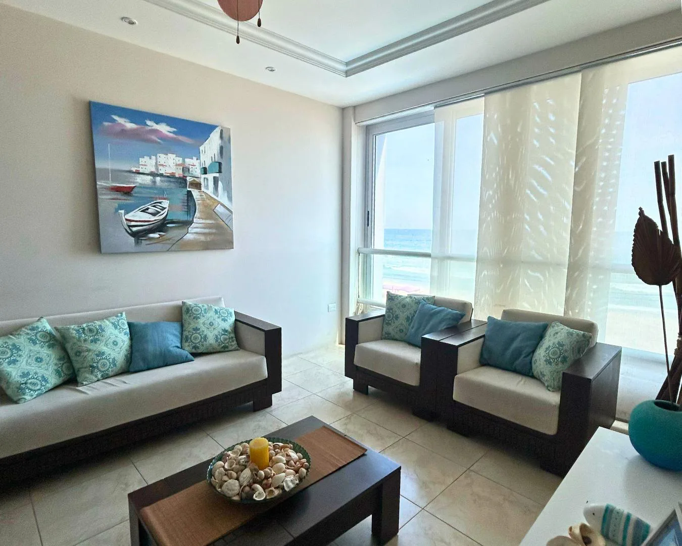 Departamento amoblado en venta Punta Carnero WYR