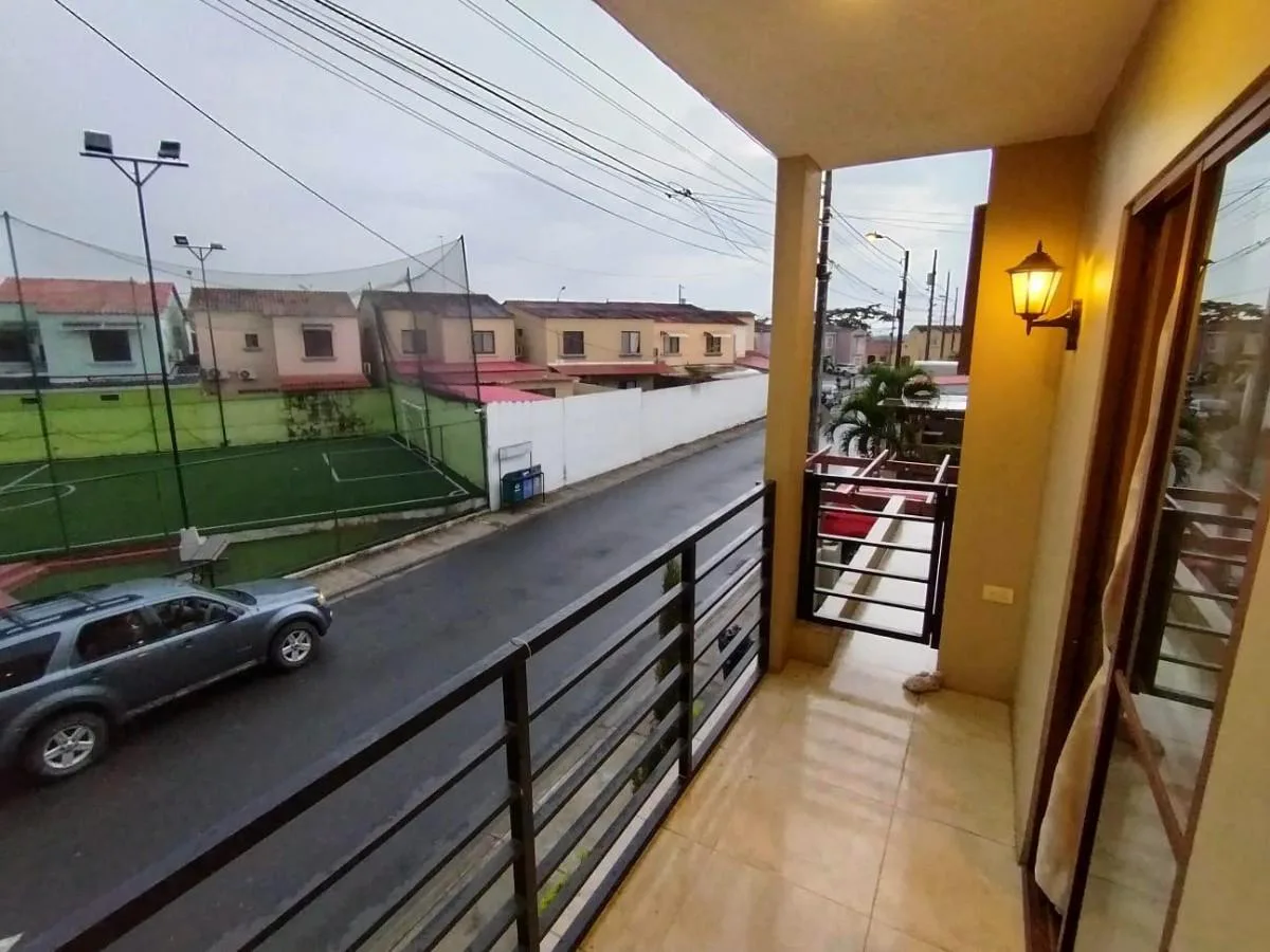 Casa en Venta para Urb La Rioja etapa Almeria EstF