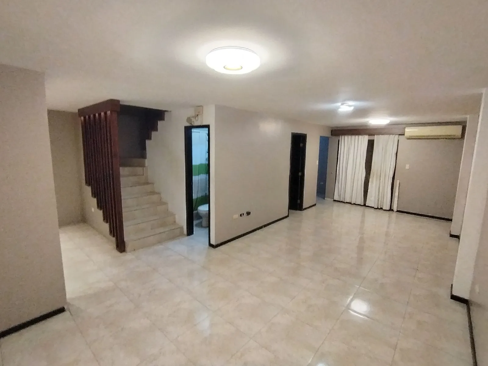 Casa en Venta para Urb La Rioja etapa Almeria EstF