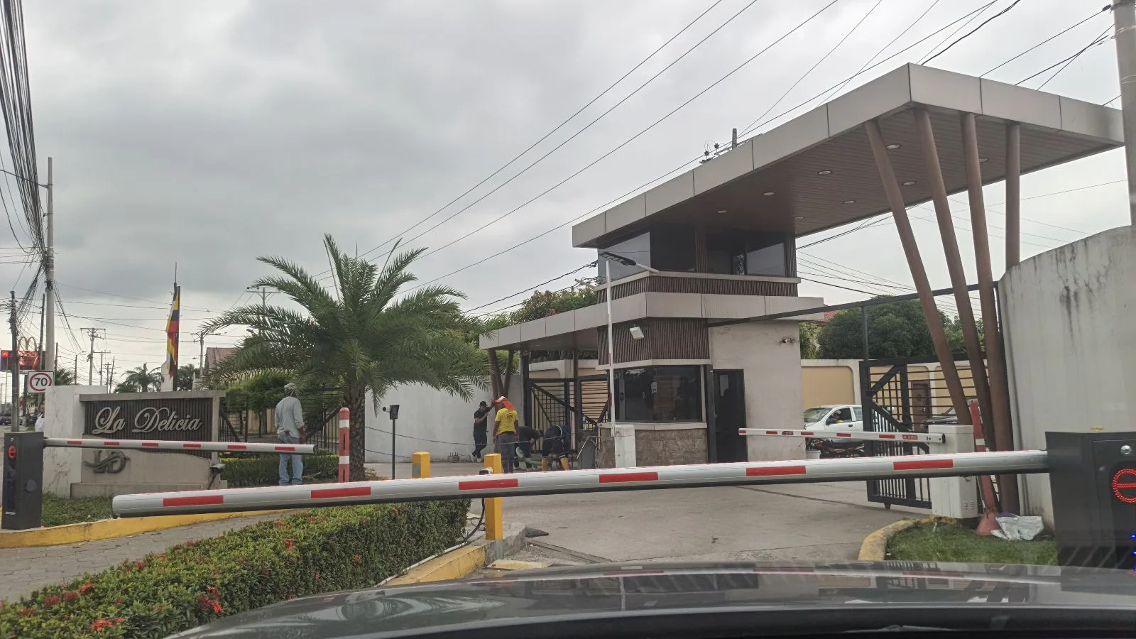 Terreno en Urb. La Delicia, Via a Salitre GabH
