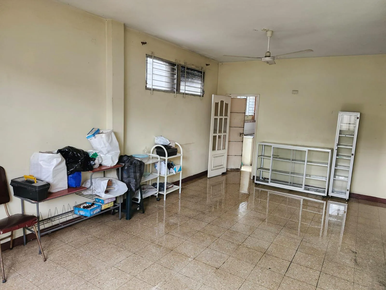 Casa en venta en Cdla. IESS en Sur de Guayaquil CesA