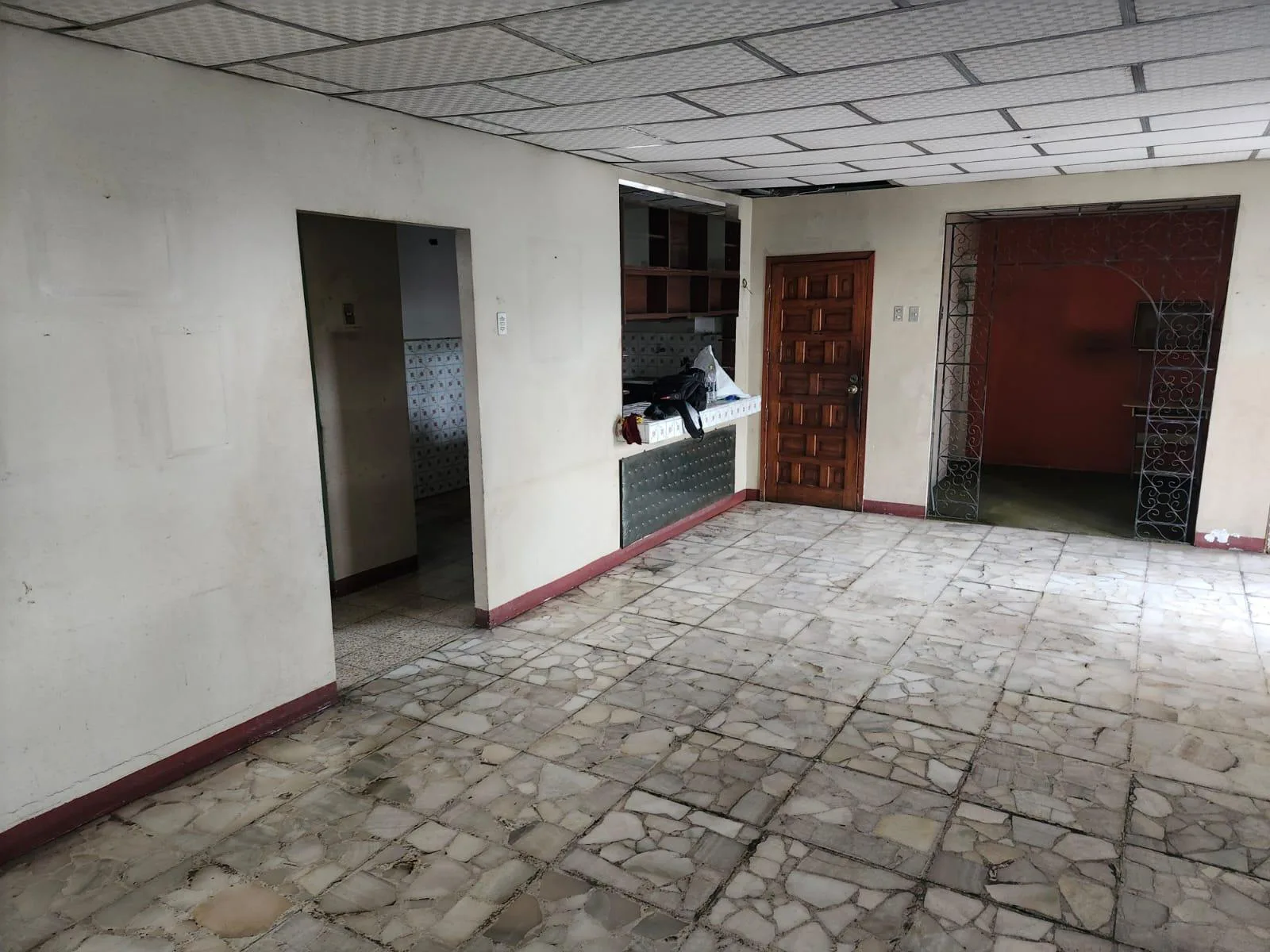 Casa en venta en Cdla. IESS en Sur de Guayaquil CesA