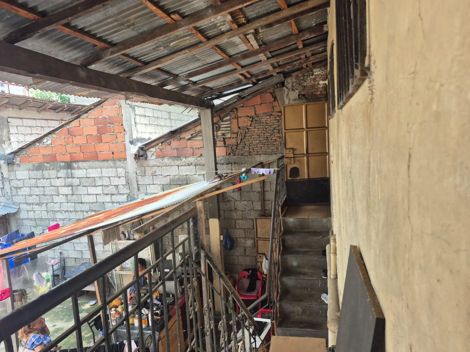 Venta Casa Rentera Centro de Gye con 6 departamentos W&R