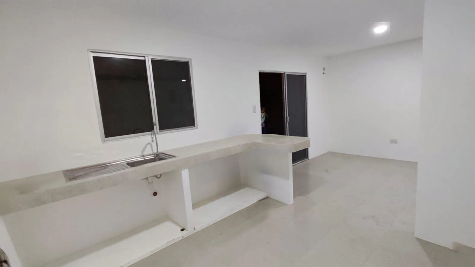 Casa en alquiler en Urb. Rosedal 2 – Chongón RonR
