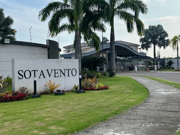 Venta terreno Sotavento Isla Mocoli VanRo