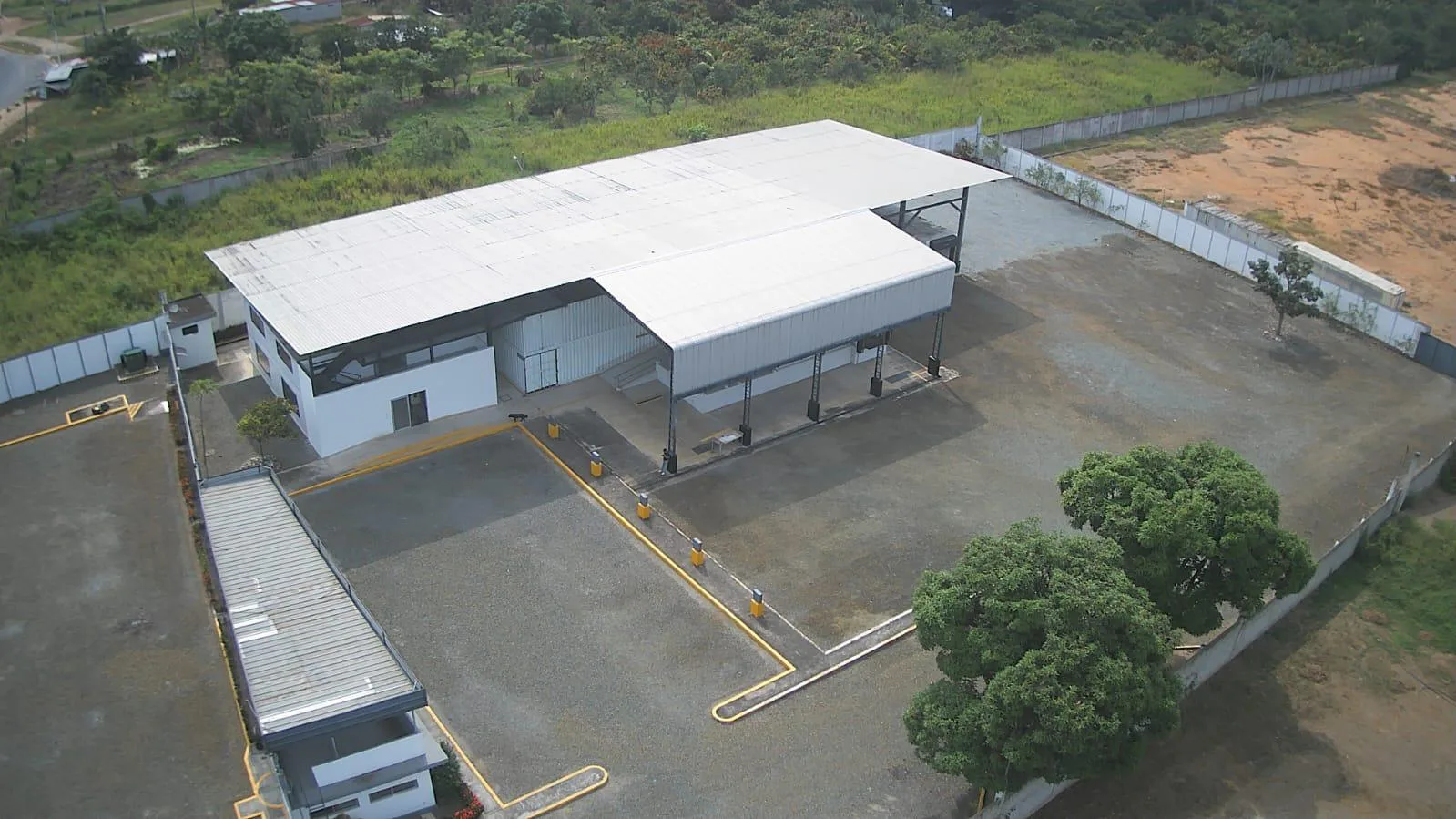 Se vende Inmueble Industrial Santa Rosa, El Oro. AnaA