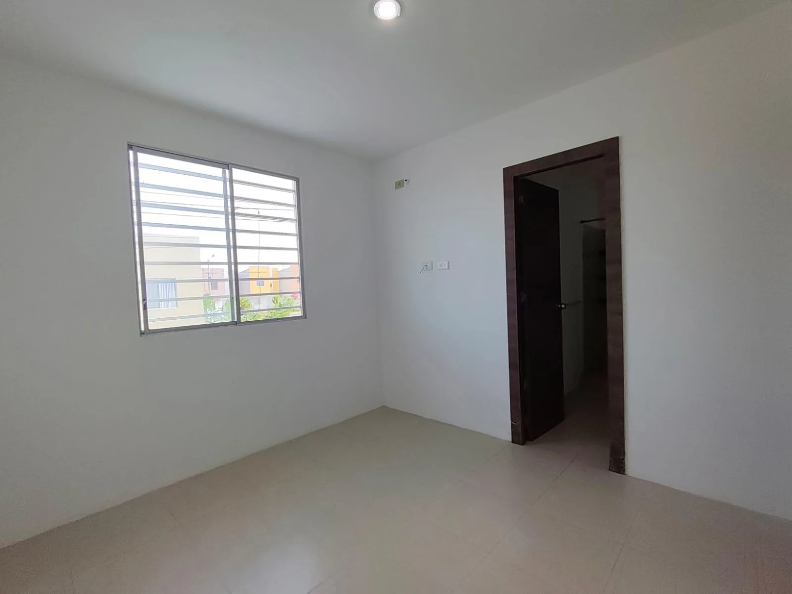 Casa en Alquiler Urbanización Villa Geranio 2, Vía a la Costa, Chongon GraC