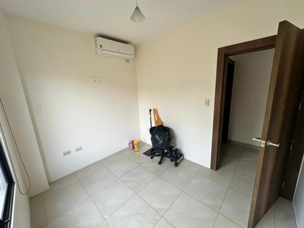 Venta de casa en Bosques de la Costa, Etapa Cimas, Via a la Costa, C&P