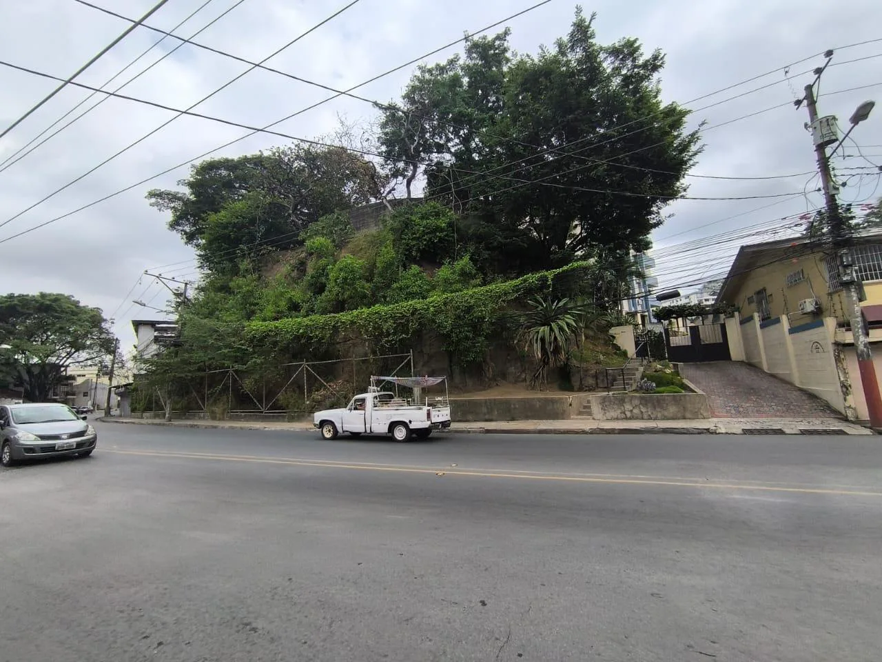 Venta de Terreno, Lomas de Urdesa, Guayaquil, KarR