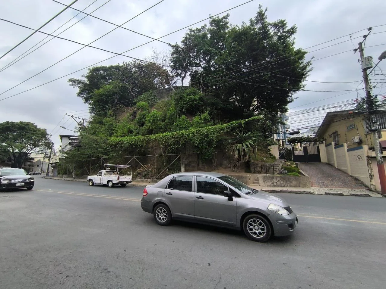 Venta de Terreno, Lomas de Urdesa, Guayaquil, KarR